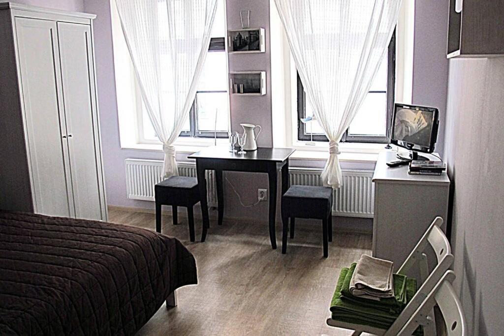 Romantic Apartment In The Historic Center Прага Экстерьер фото